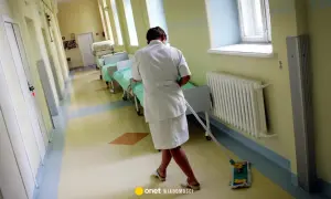 Salowa to personel medyczny? Poznaj jej kluczową rolę w szpitalu