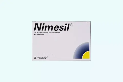 Opakowanie leku Nimesil, zawierające 100 mg granulatu do sporządzania zawiesiny doustnej.