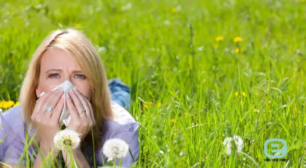 Alergia na trawy: Co pomaga? Skuteczne sposoby na ulgę!