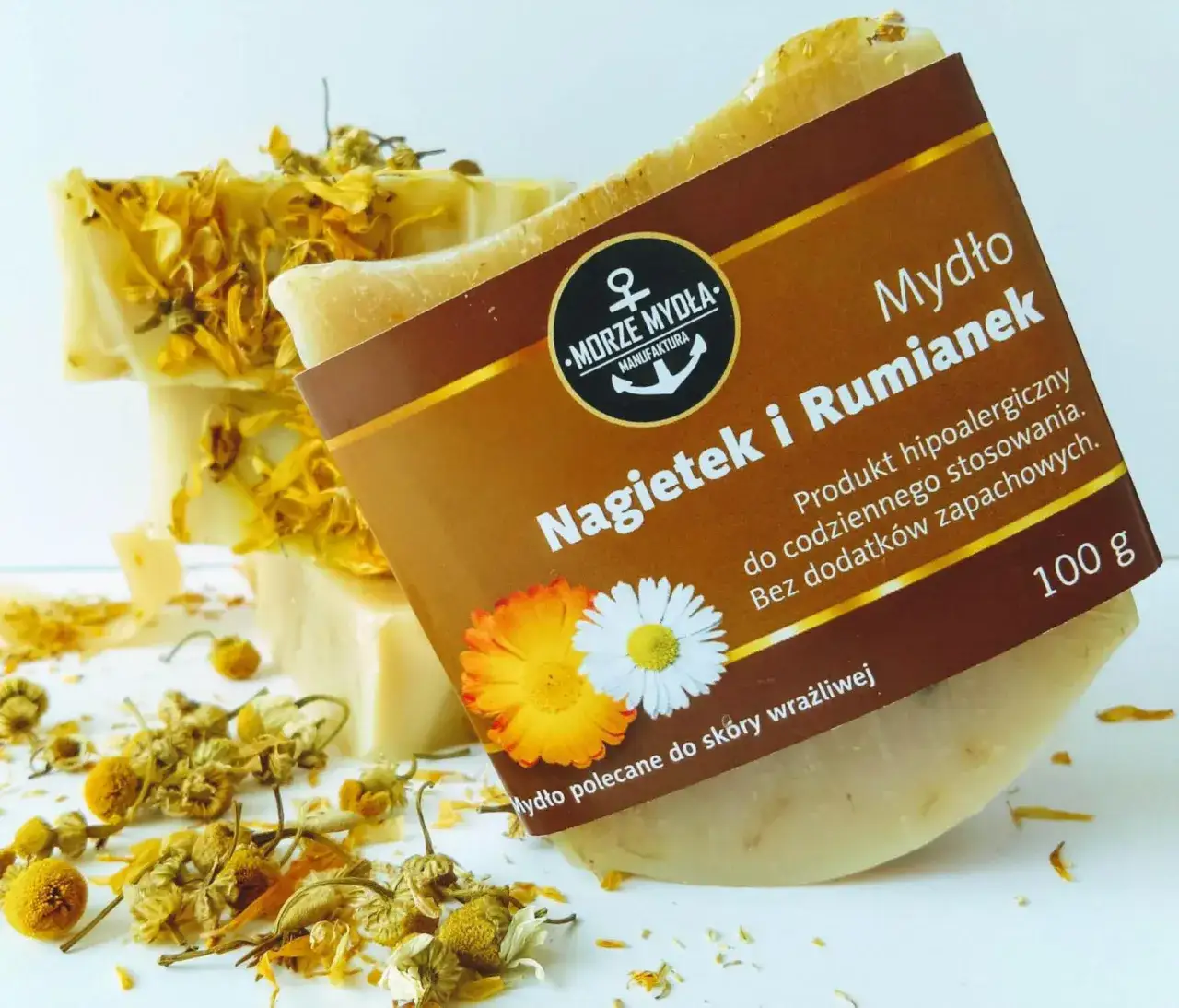 Rumianek i nagietek na skórę